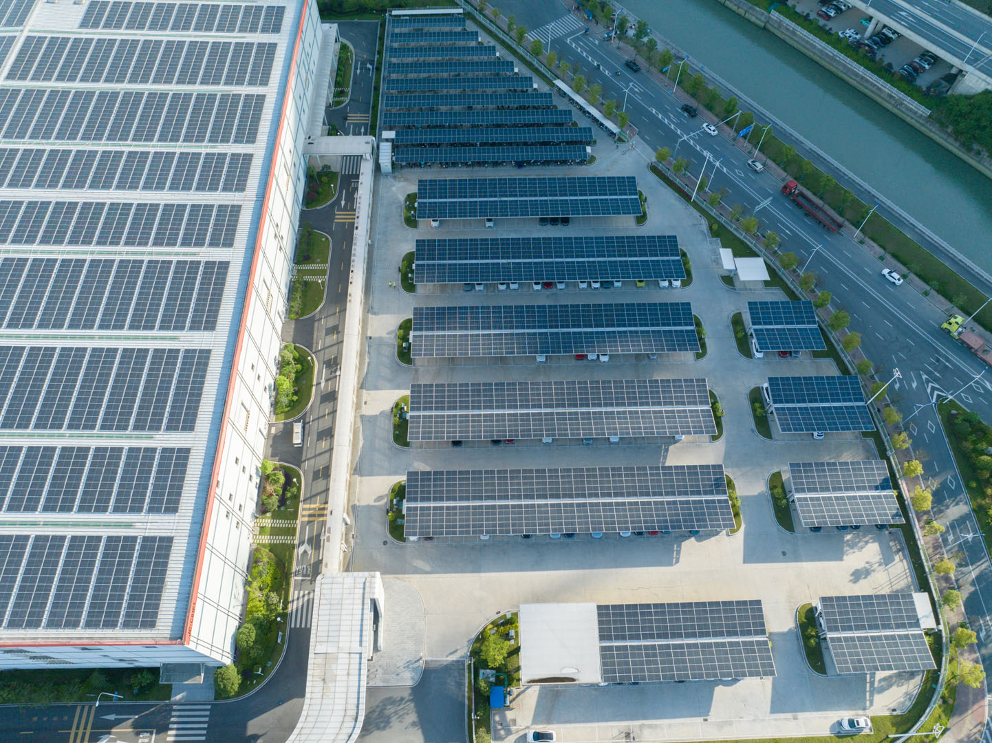 Ombrières photovoltaïques